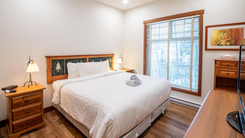 Snow Creek Lodge By Fernie Lodging Co Eksteriør billede